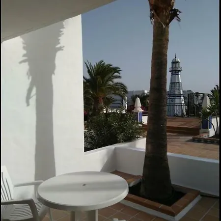 Lägenhet Bonito Y Espacioso Al Lado De La Playa. *
