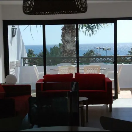 Apartamento Bonito Y Espacioso Al Lado De La Playa. Tías