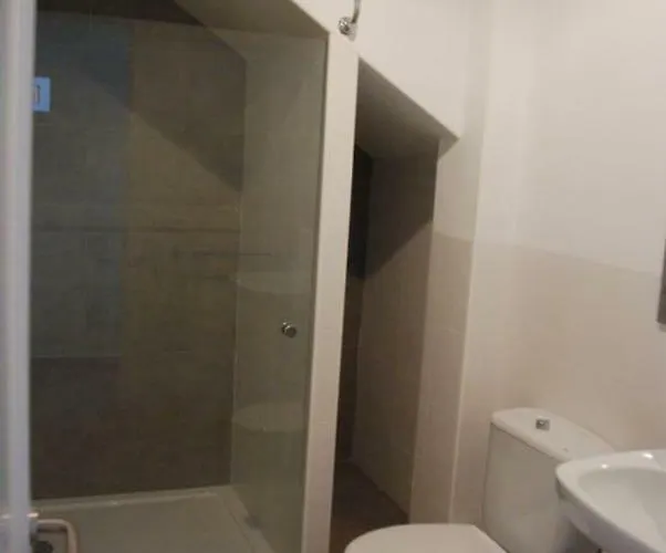 Bonito Y Espacioso Al Lado De La Playa. *